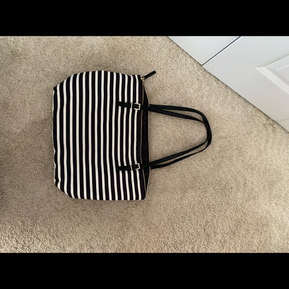 Kate Spade Tote purse - Picture 6 of 6